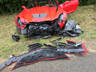 Illustration for article titled Buys C7 Z06, crashes into trees